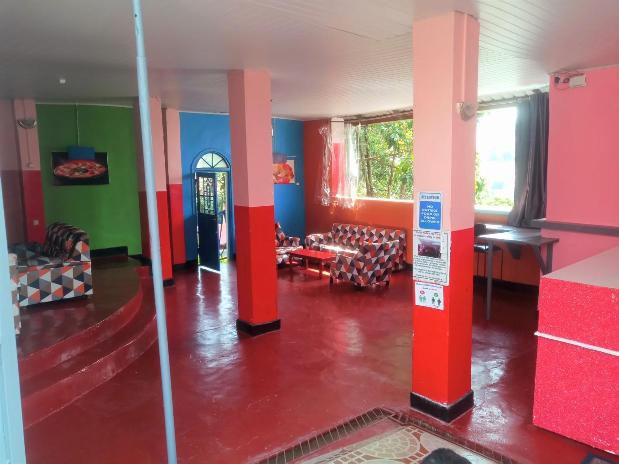 Colours Club And Spa Kigali Eksteriør billede
