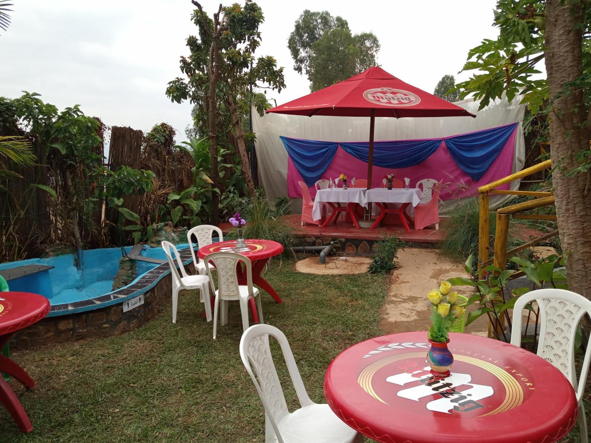 Colours Club And Spa Kigali Eksteriør billede